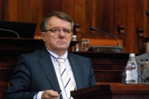 Ministar otkrio da je urušavanje obrazovnog sistema bio deo strategije da se mladi zadrže u Srbiji