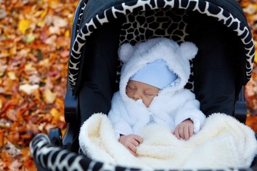newborn_in_autumn_199948